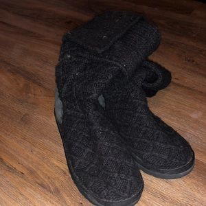 Black Crotchet Uggs